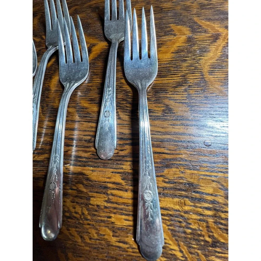 Vintage Crosby Silver Plate Salad Forks Set of 10 Floral Pattern 6